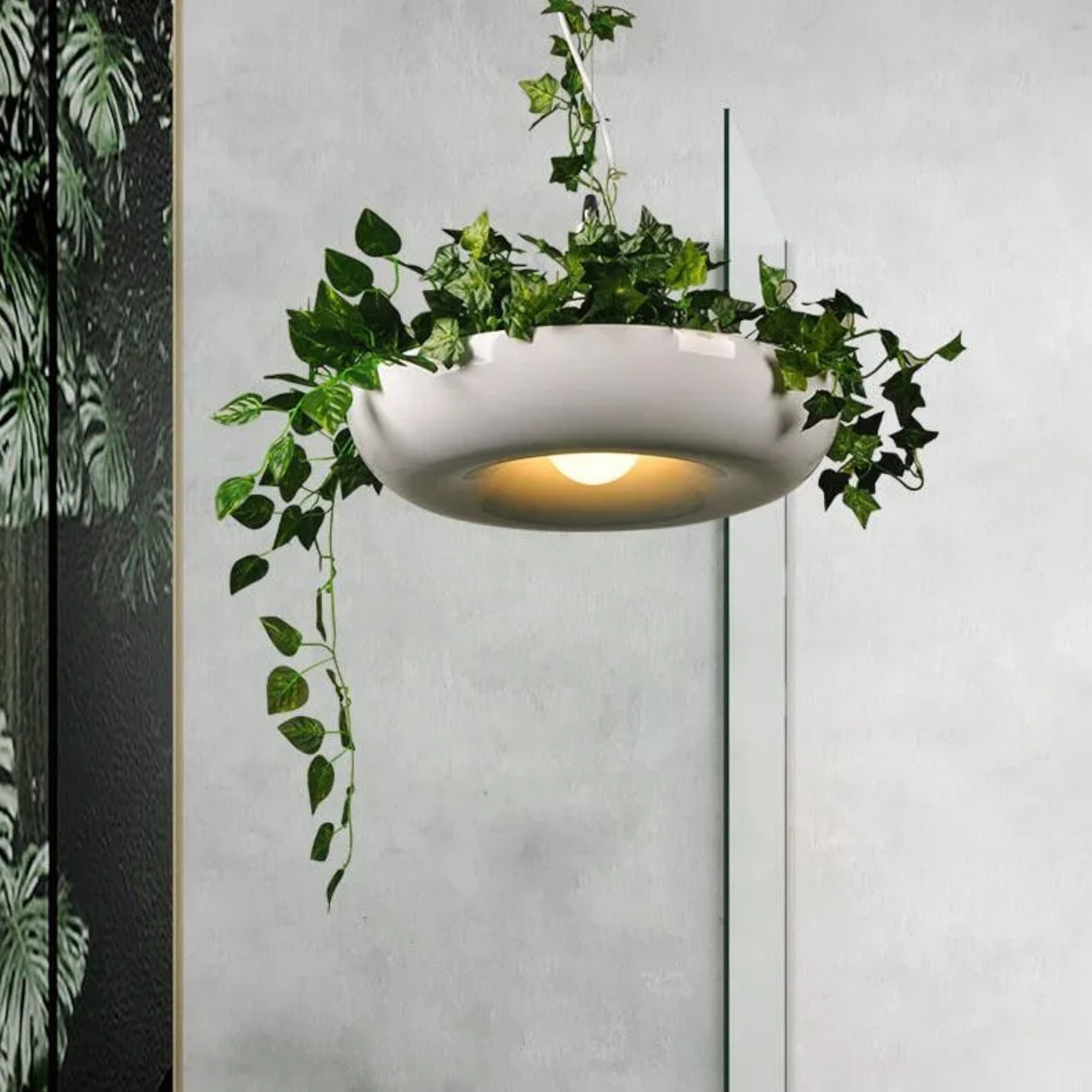 Green creative plant circle pendant lighting — Only Lamp / Matte Black / 110V-120V (US/CA)