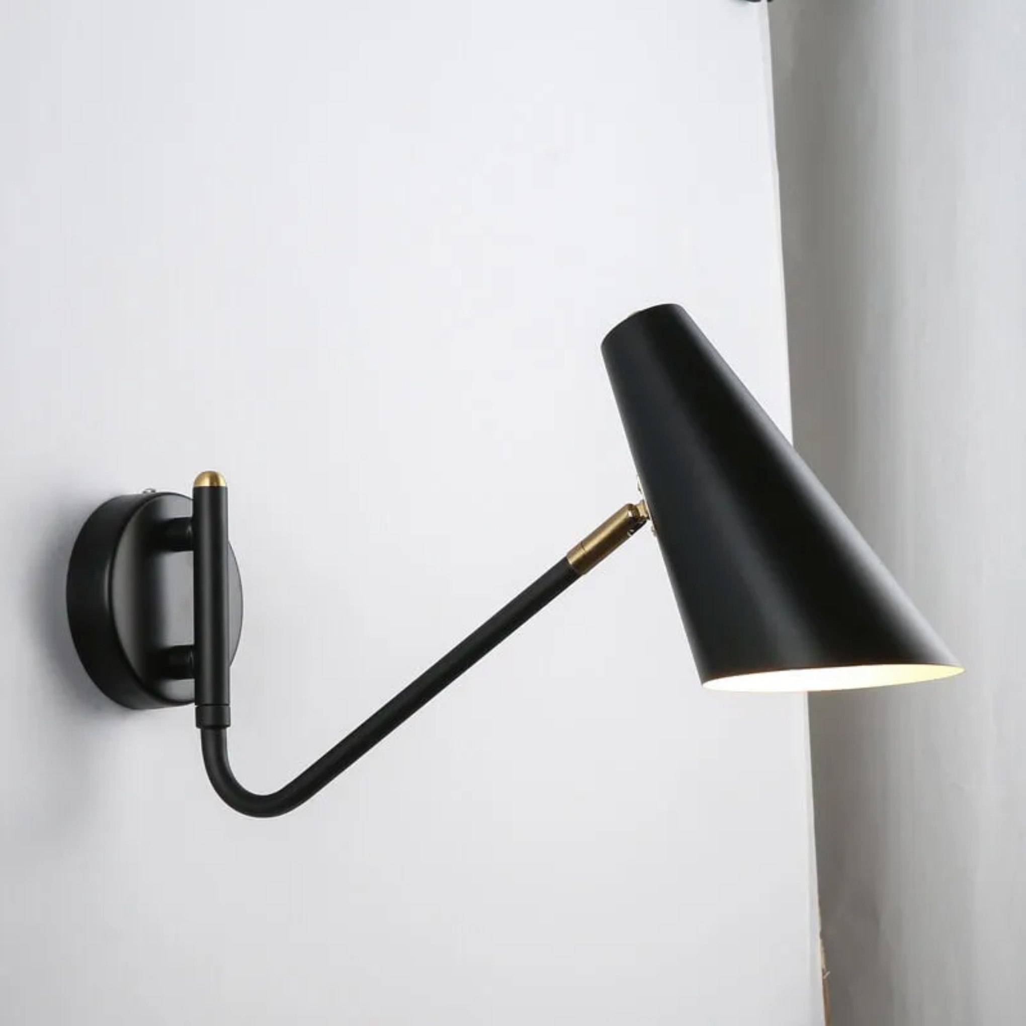 Black creative rotating wall sconces — Matte Black / Wiring / 110V-120V (US/CA