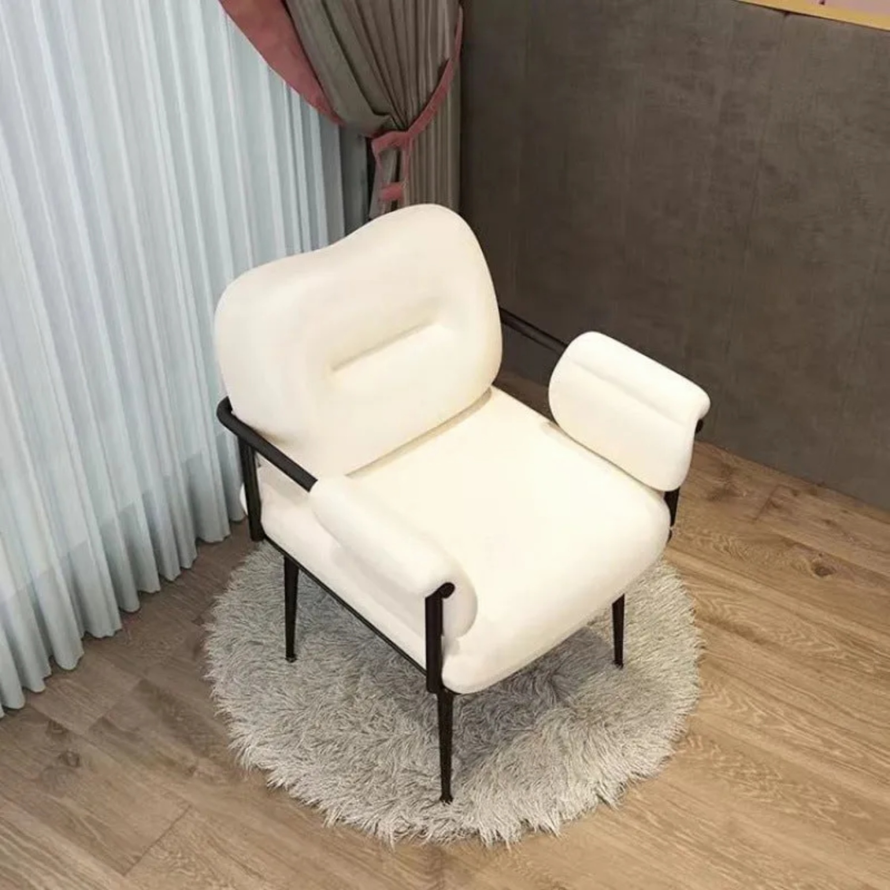 White nordic vanity stools — Gold