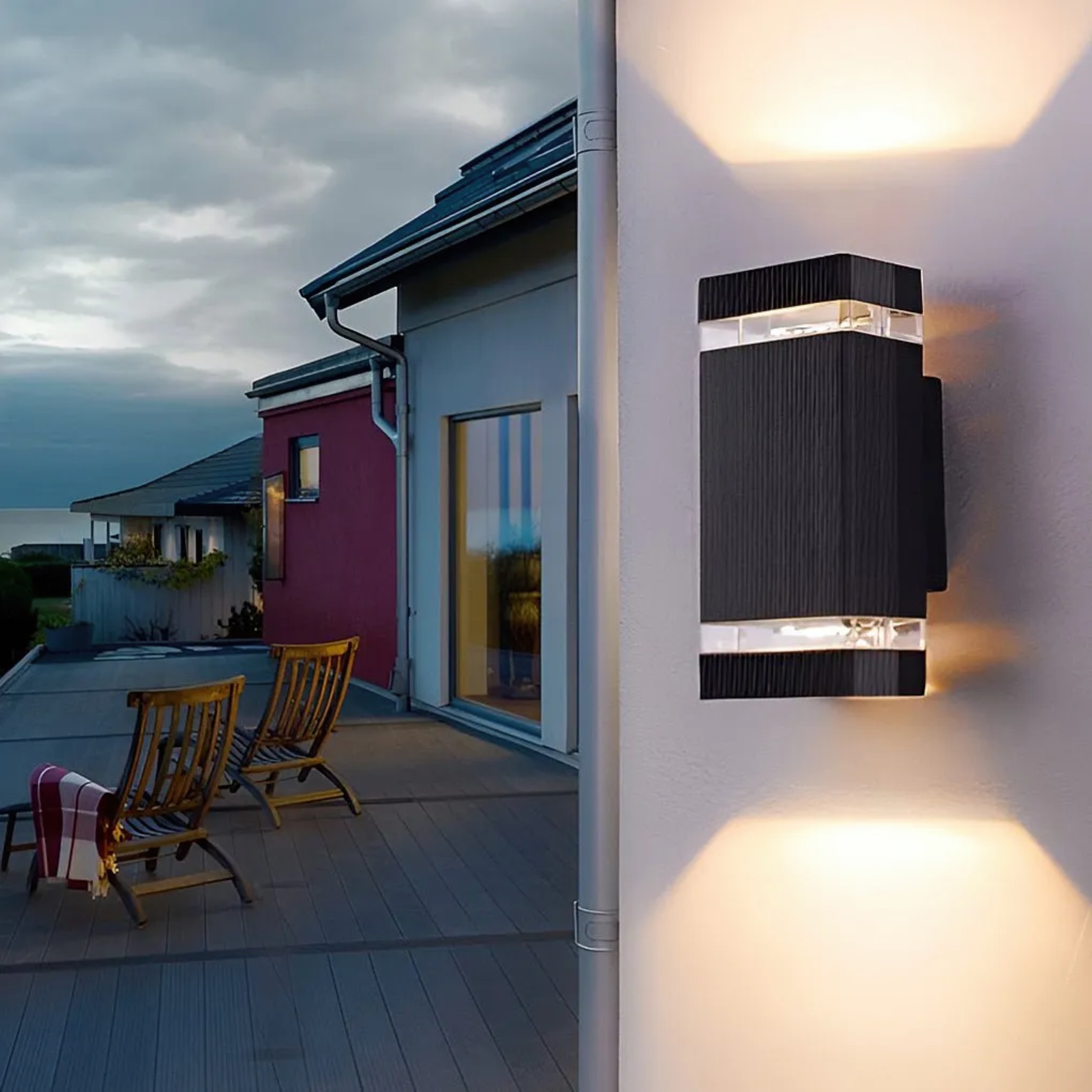 Industrial up-down square black synthetic metal acrylic outdoor wall lighting