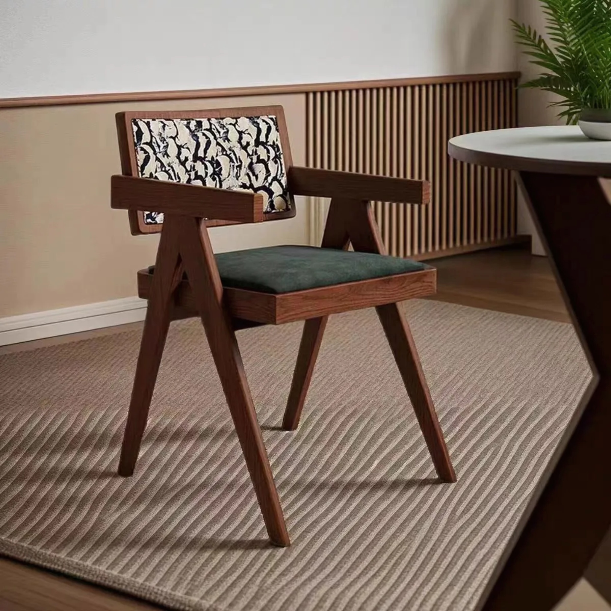 Traditional solid dining chairs & benches in leather — Design A