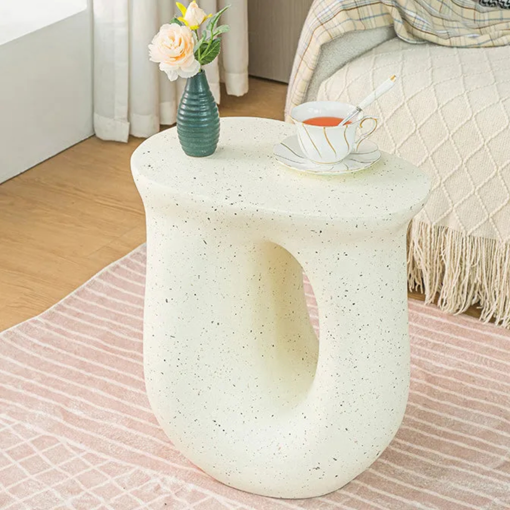 Creative end wine beige glass end & side tables, Lighom