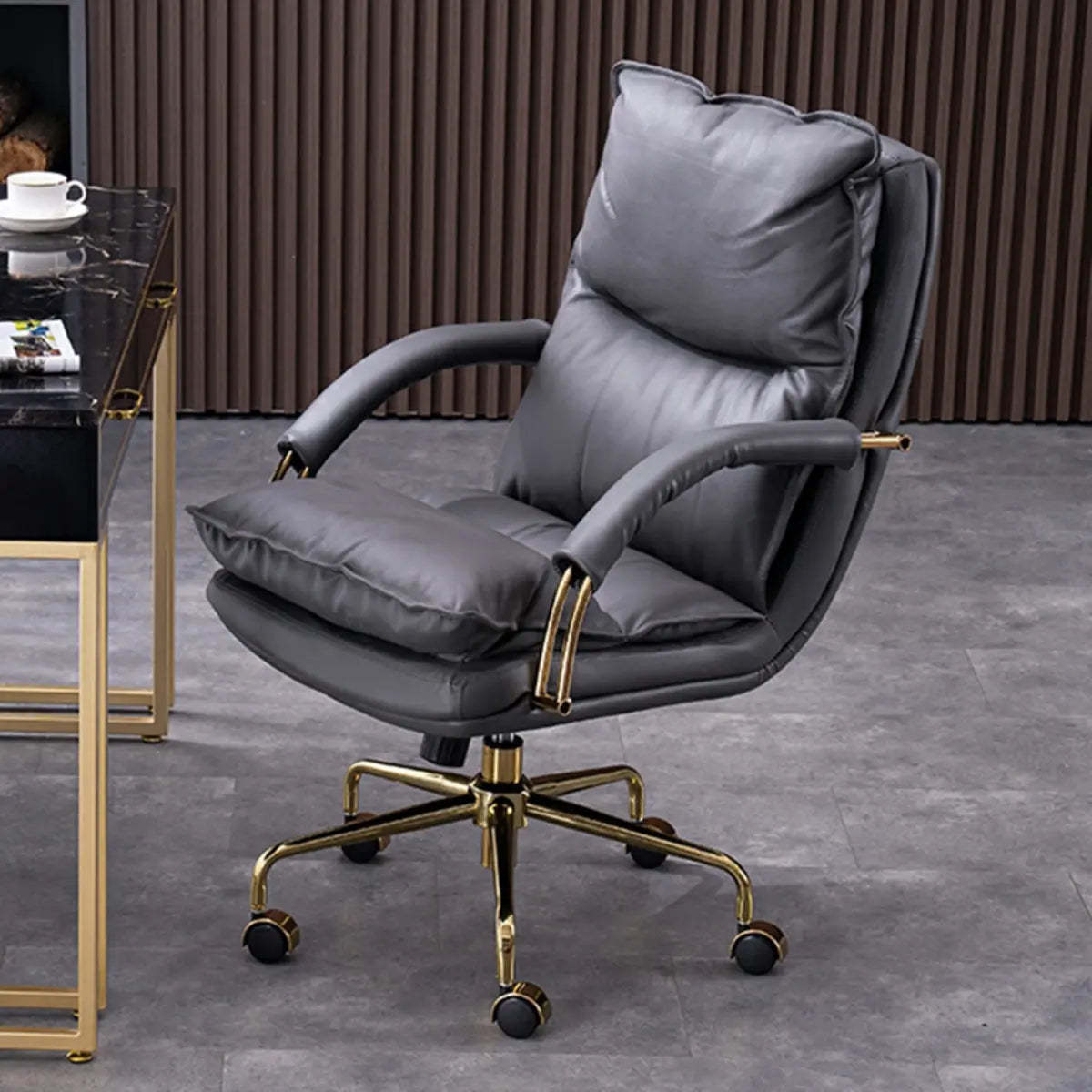 Luxury Leather Ergonomic Swivel Office Chair with Wheels