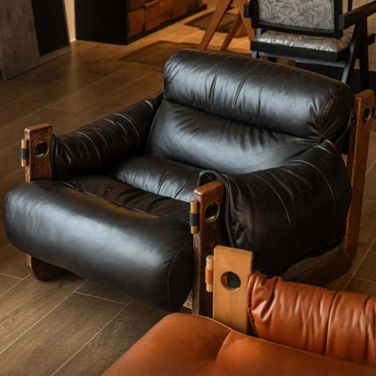 Modern loose cushions leather office chairs — Oiled Leather / Brown