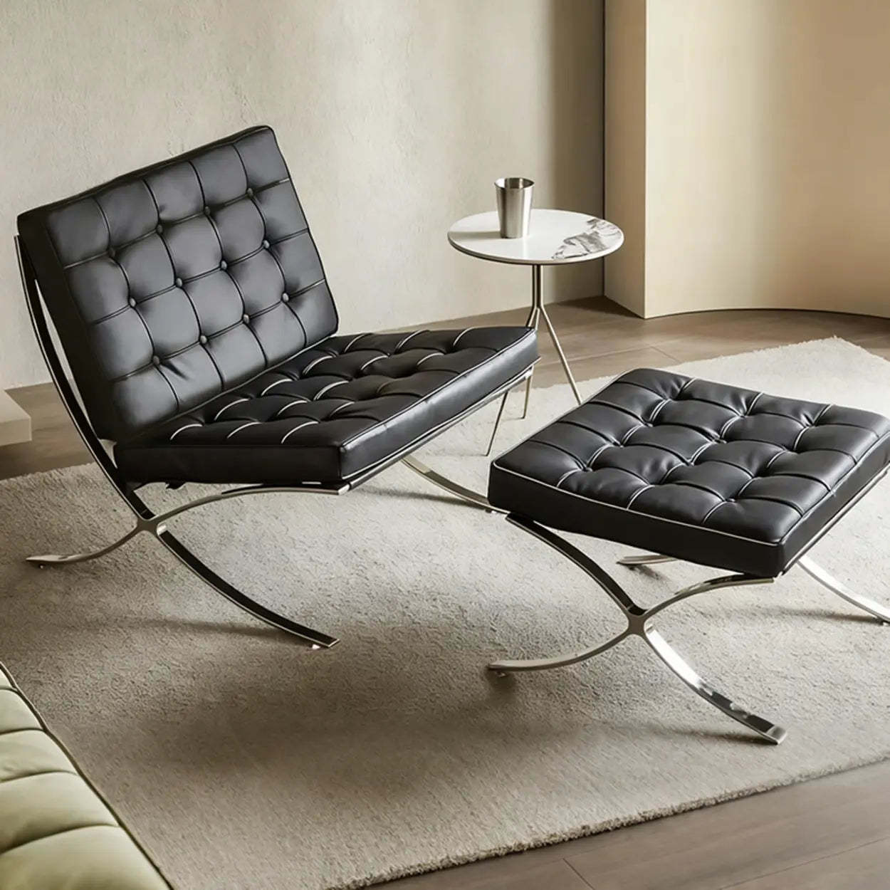 Mid-Century Black Leather Lazy Lounge Chair — Black/Shiny Sliver / With Footrest