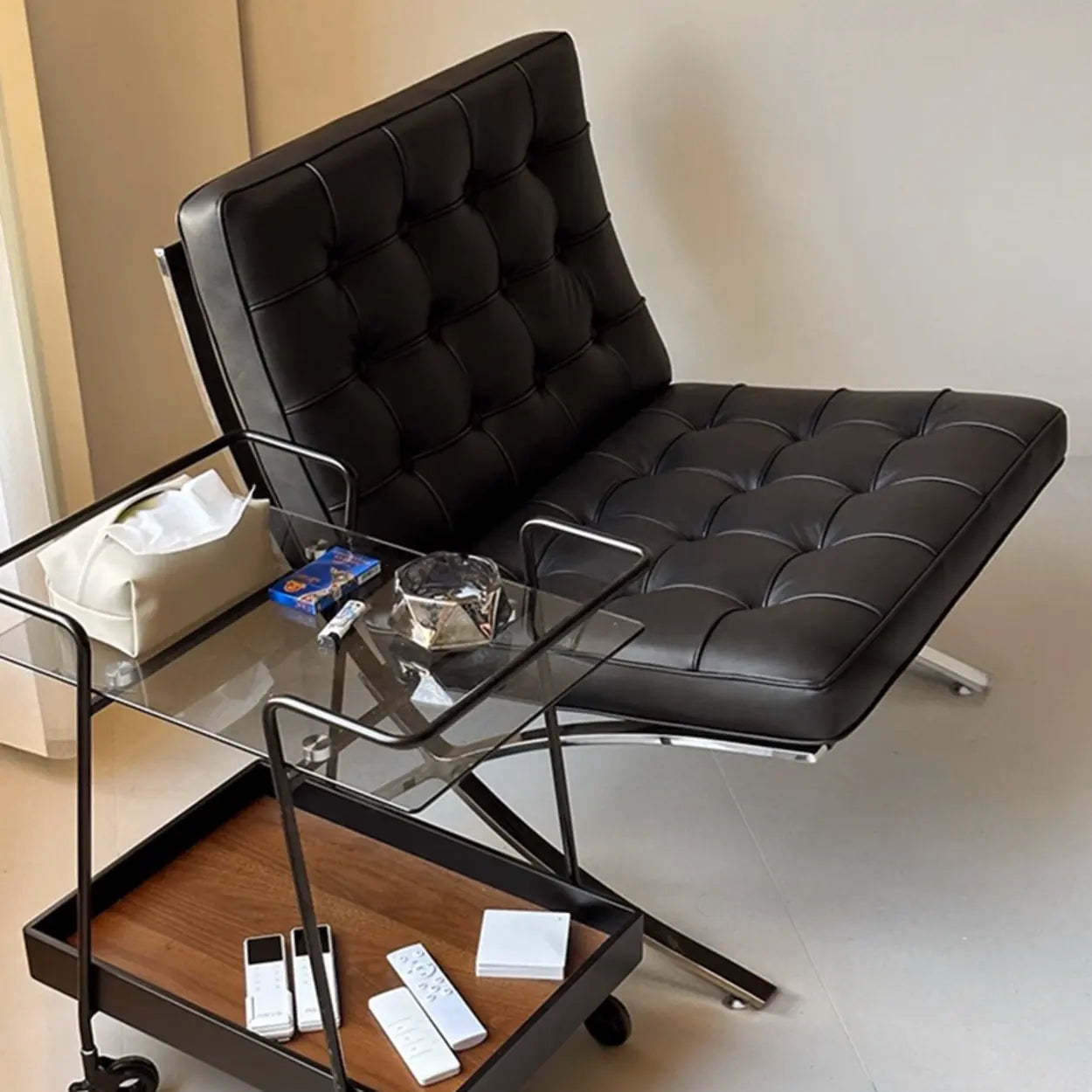 Mid-Century Black Leather Lazy Lounge Chair — Black/Shiny Sliver / Without Footrest