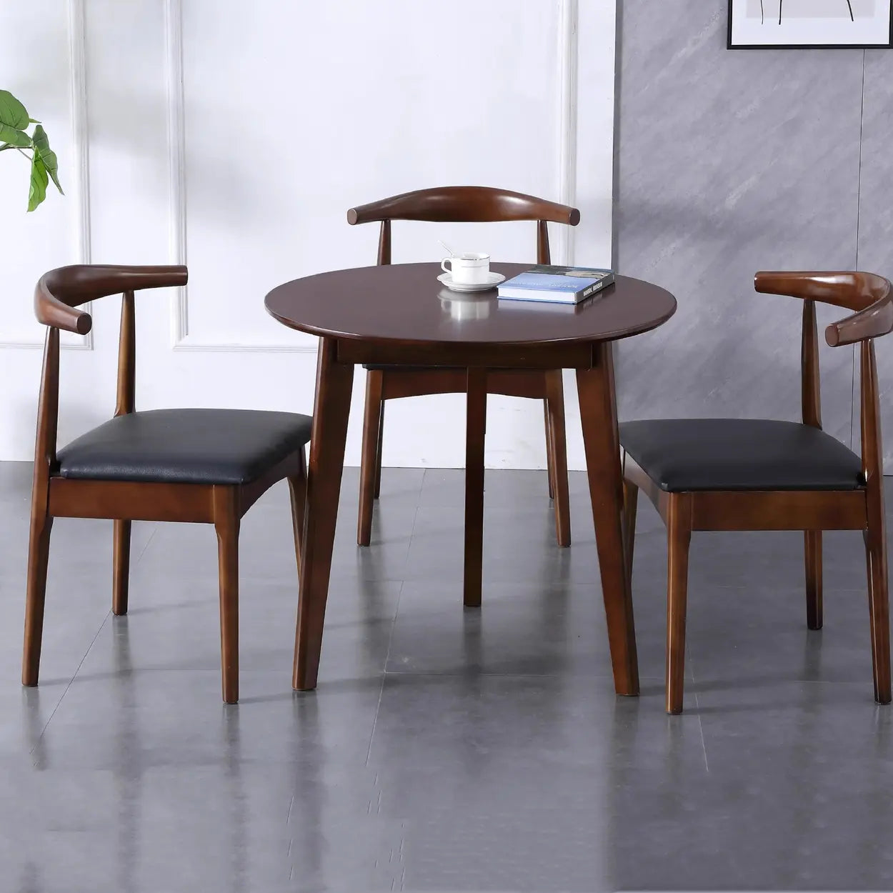 Mid-Century Cushion Wood Curved Back Dining Chair — Natural/Black Leather