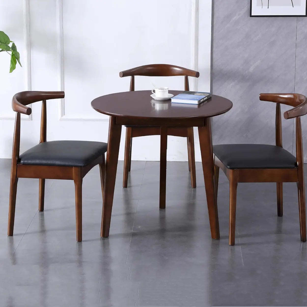 Mid-Century Cushion Wood Curved Back Dining Chair — Natural/Black Leather