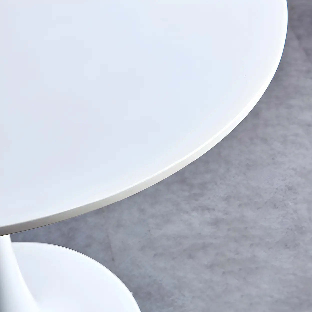 Round Wood Scratch-Resistant Dining Table — White / Table Only