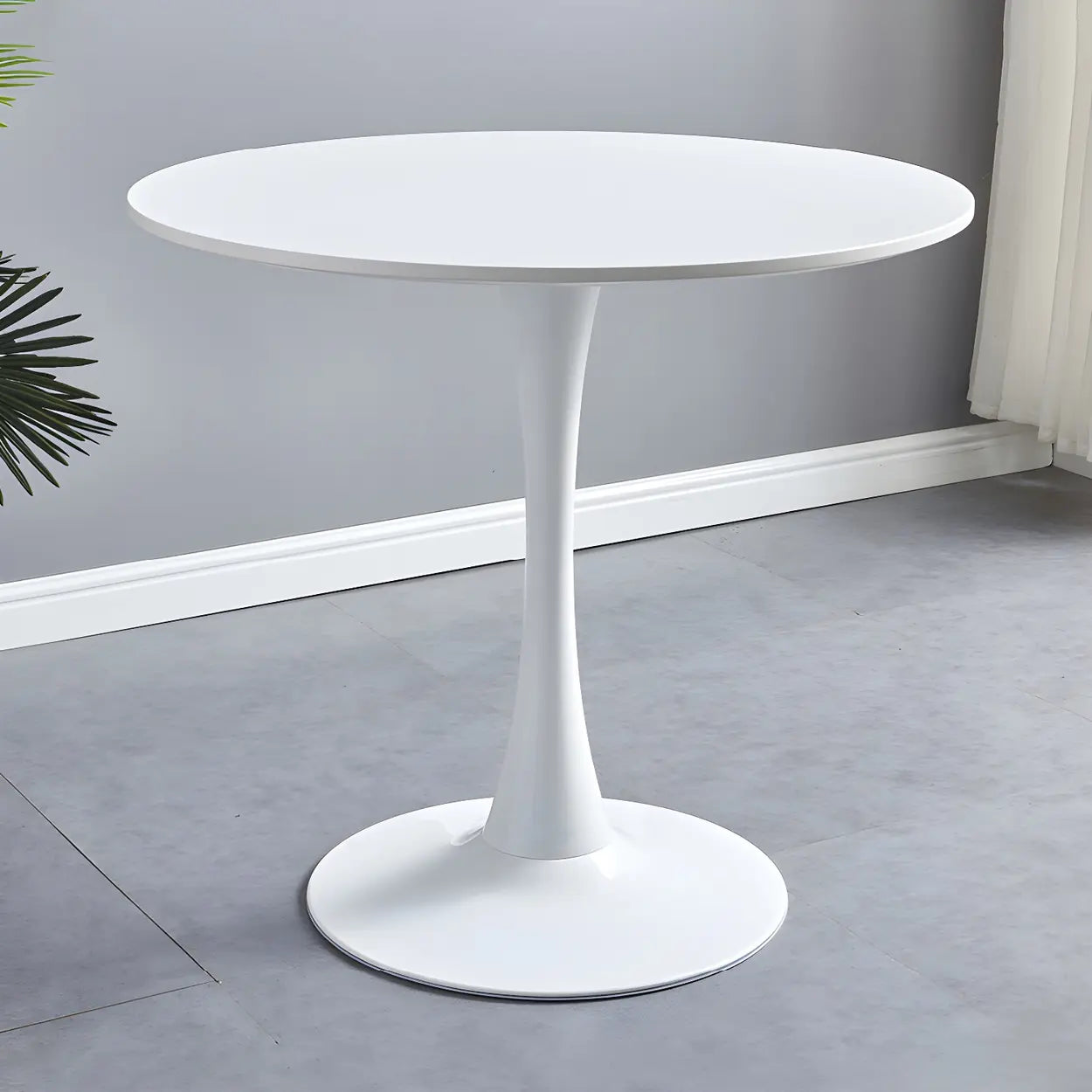 Round Wood Scratch-Resistant Dining Table