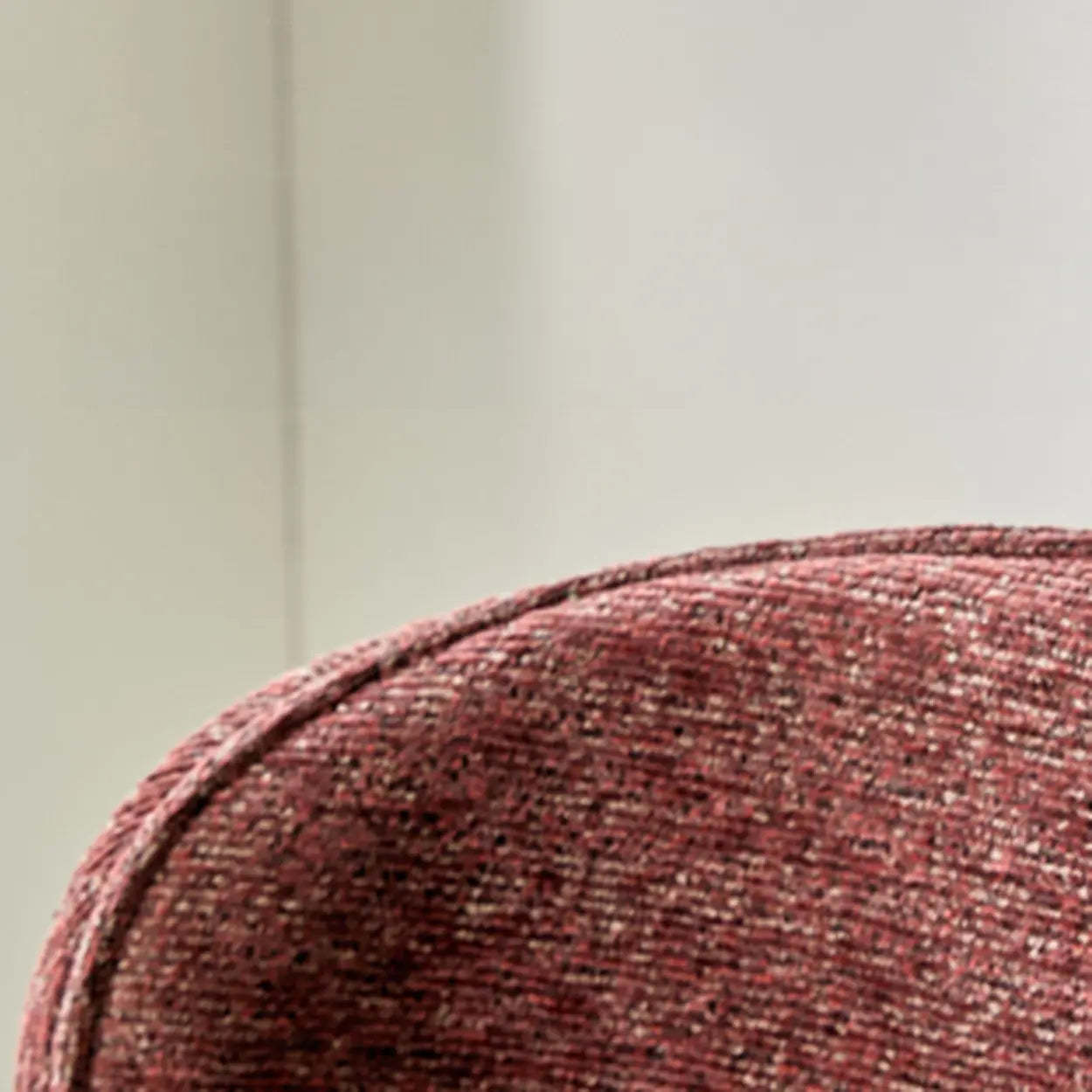 Modern Swivel Saddle Bar Stool with Footrest