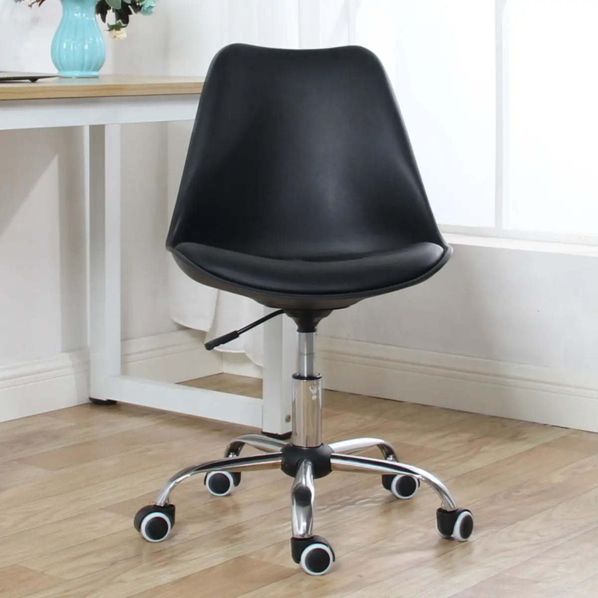 Modern Black Ergonomic Adjustable Stool with Wheels — Linen / Khaki