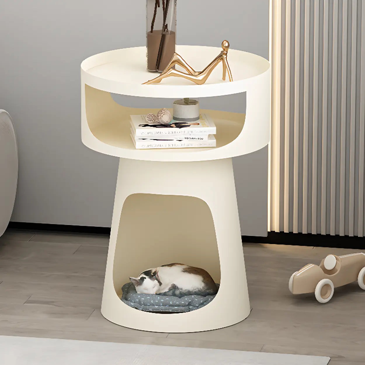 Modern Circular Alloy White Pedestal Side Table