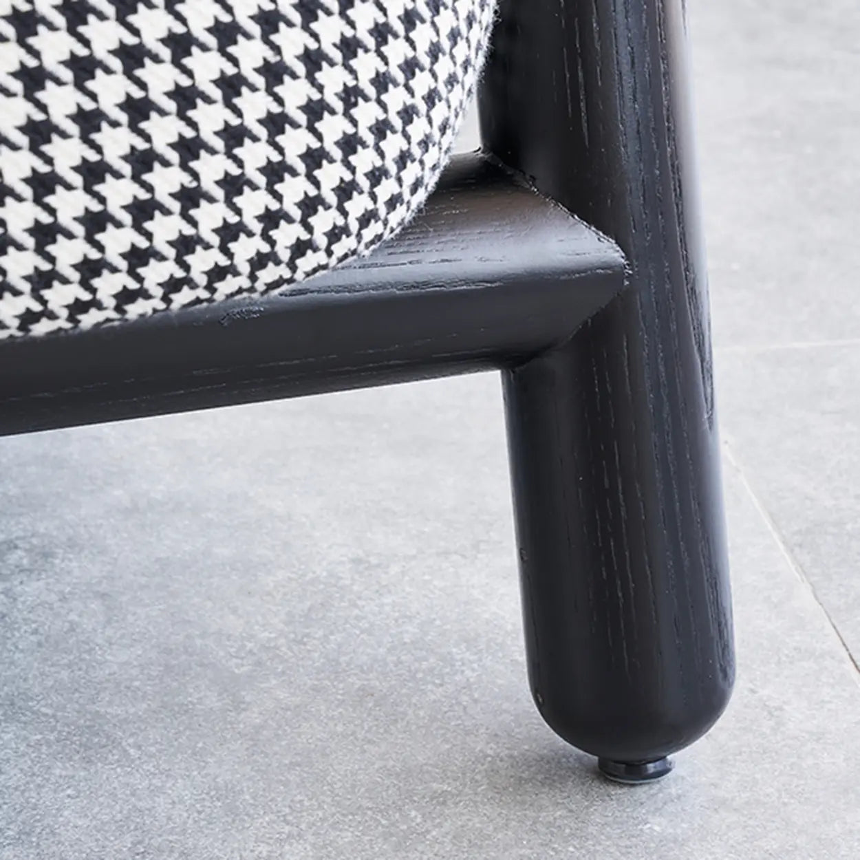 Modern Houndstooth Wood Lounge Chair with Arms