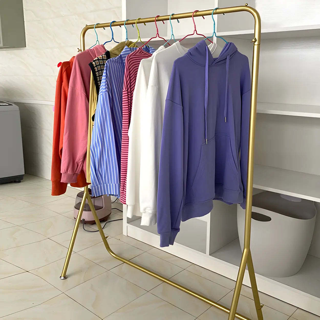 Modern Gold-Black Metal Coat Rack Organizer — Gold