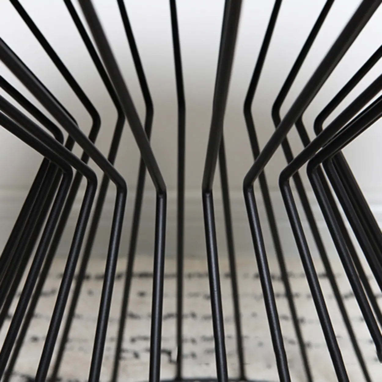 Minimalist Black Metal Small Round Side Table