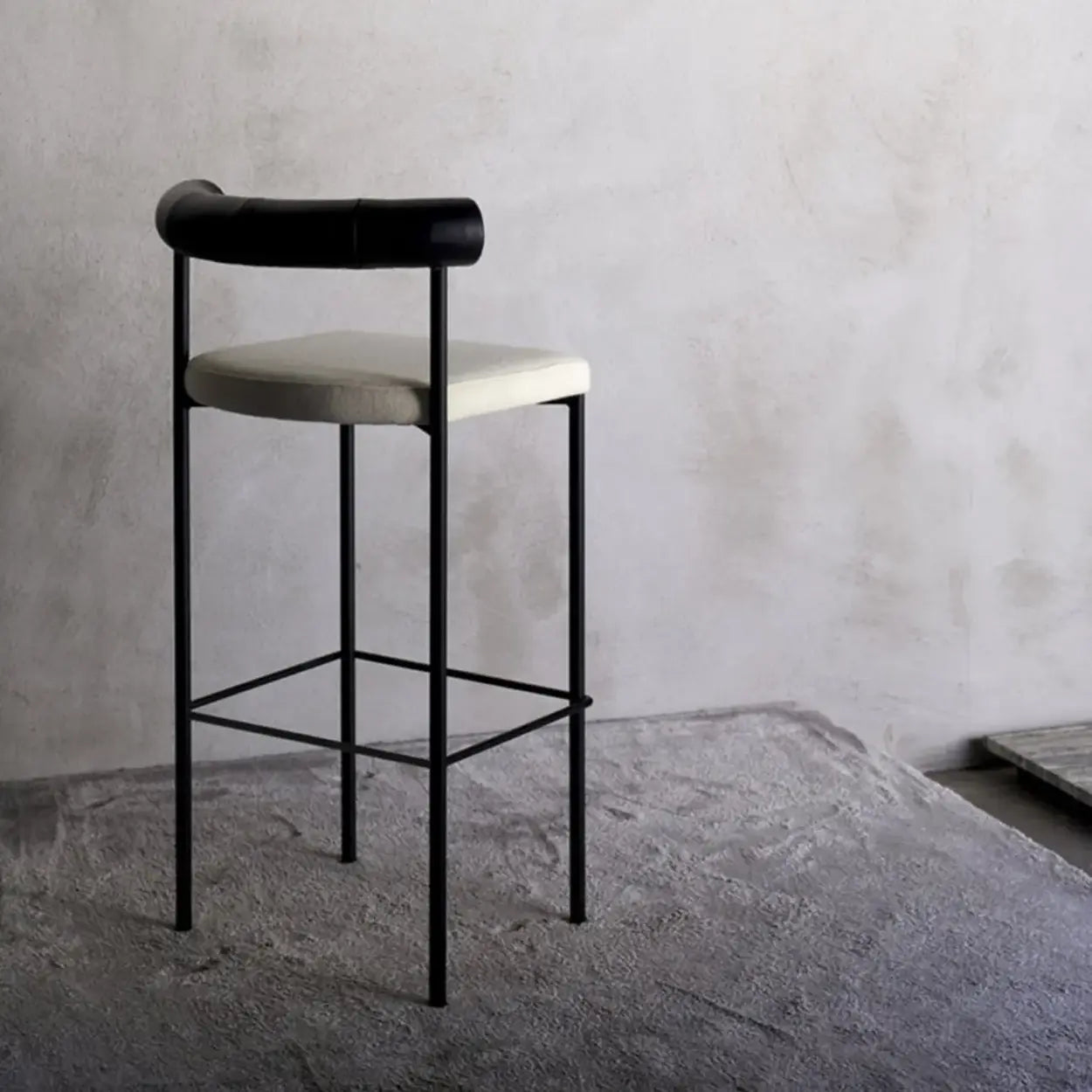 Modern Off-White Upholstered Low Back Metal Bar Stool — Black