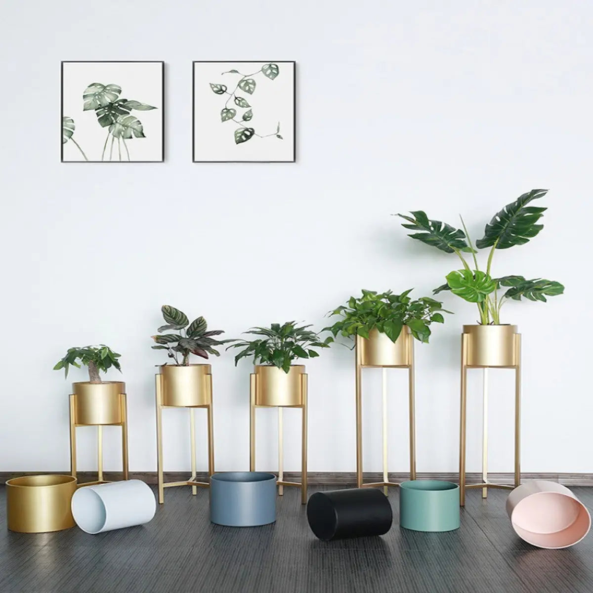 Modern Orbicular Gold Metal Floor Plant Stand — Black
