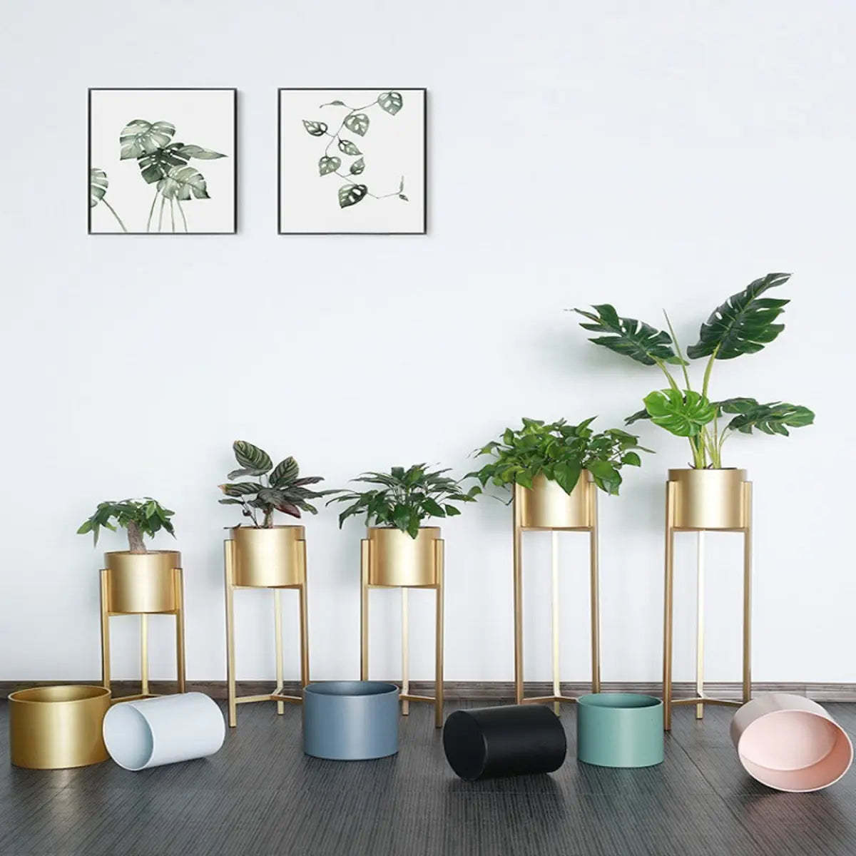 Modern Orbicular Gold Metal Floor Plant Stand — Black