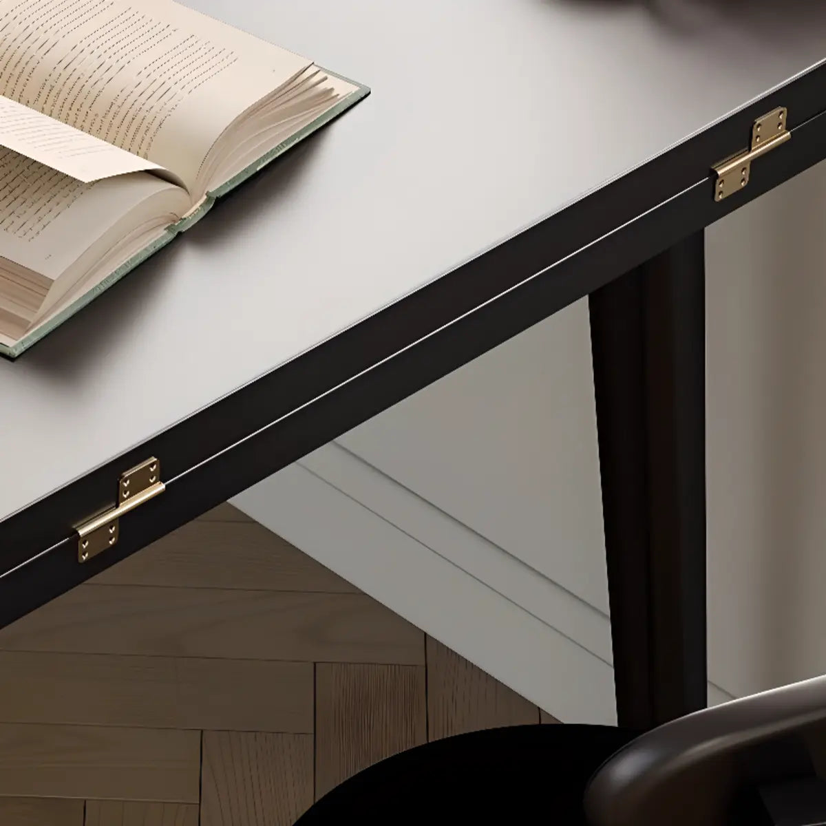 Modern Simple Black Round Wood Extendable Dining Table — Without Chairs / Walnut