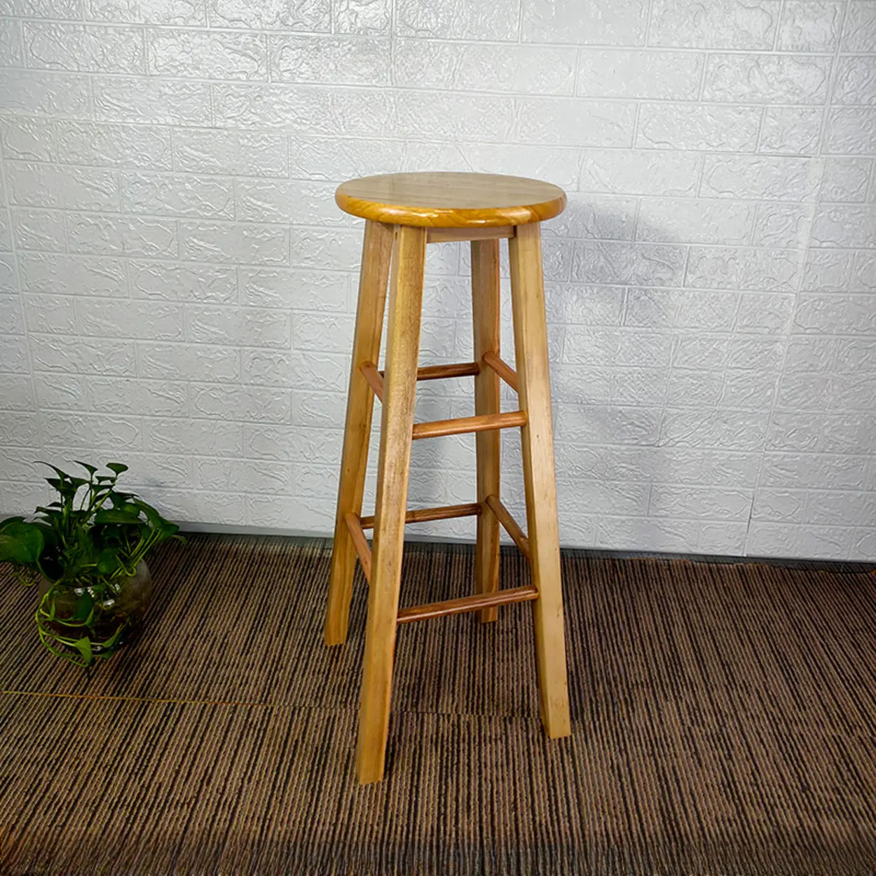 Natural Oak Round Wood Backless Bar Stool — Natural Finish