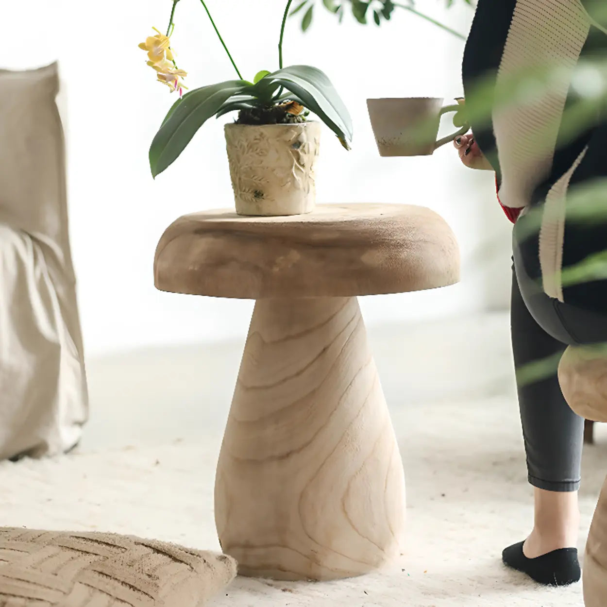 Natural Round Pedestal Wood Mushroom End Table