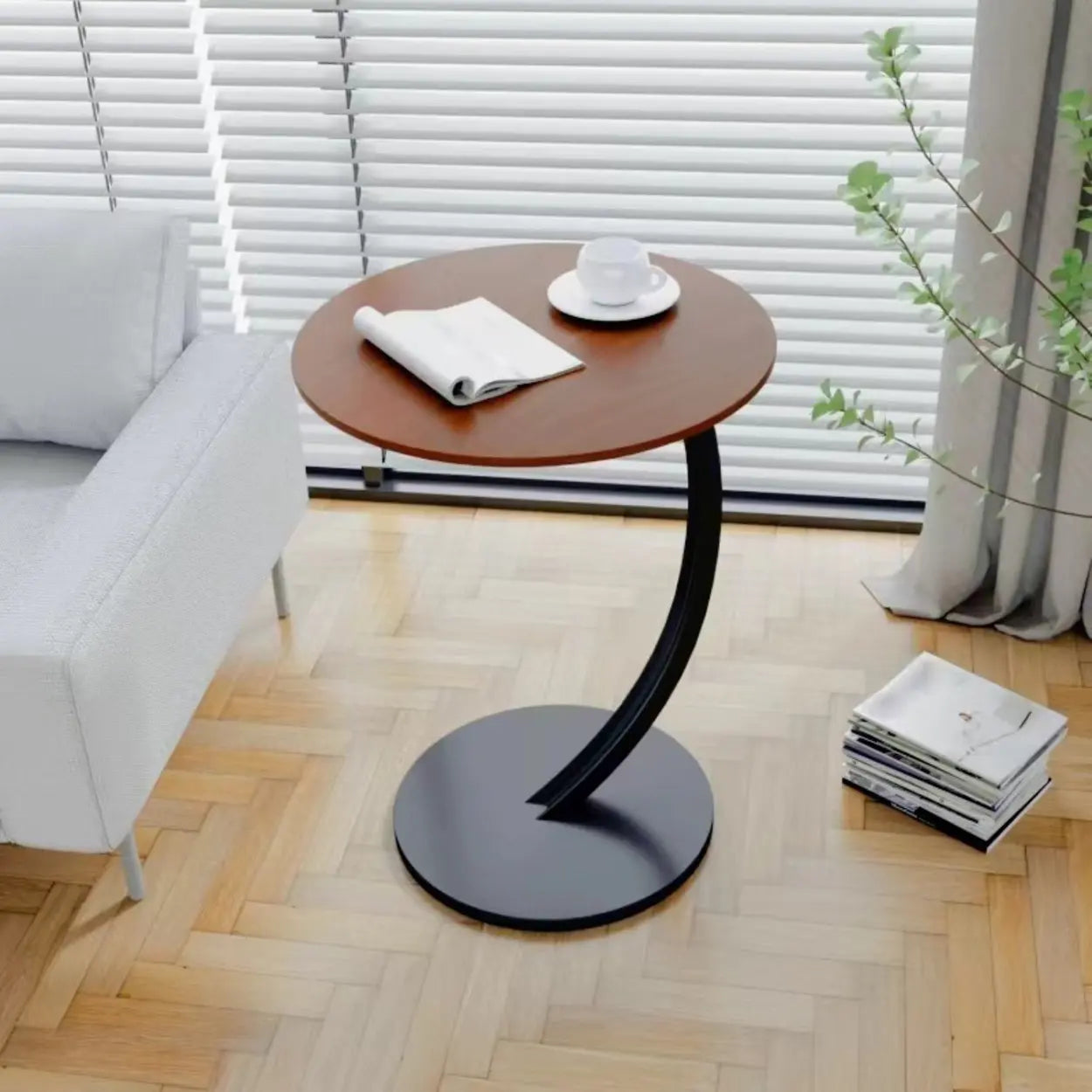 Modern round c-shaped coffee tables in wood — 1-Table / Walnut