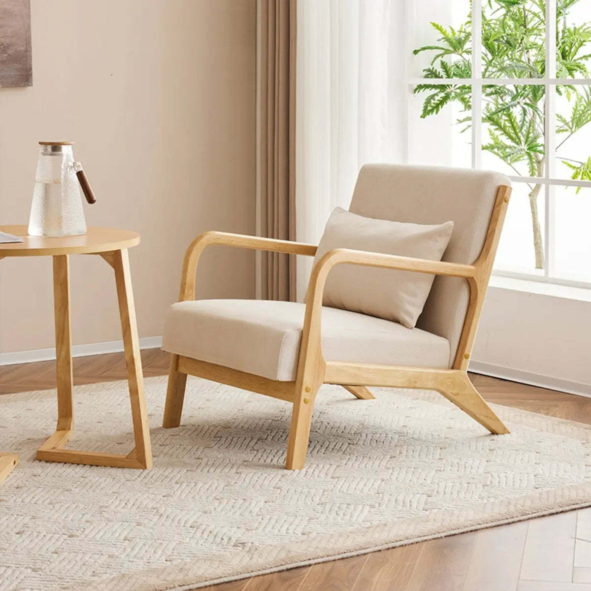 Off-White Scratch Resistant Lounge Chair