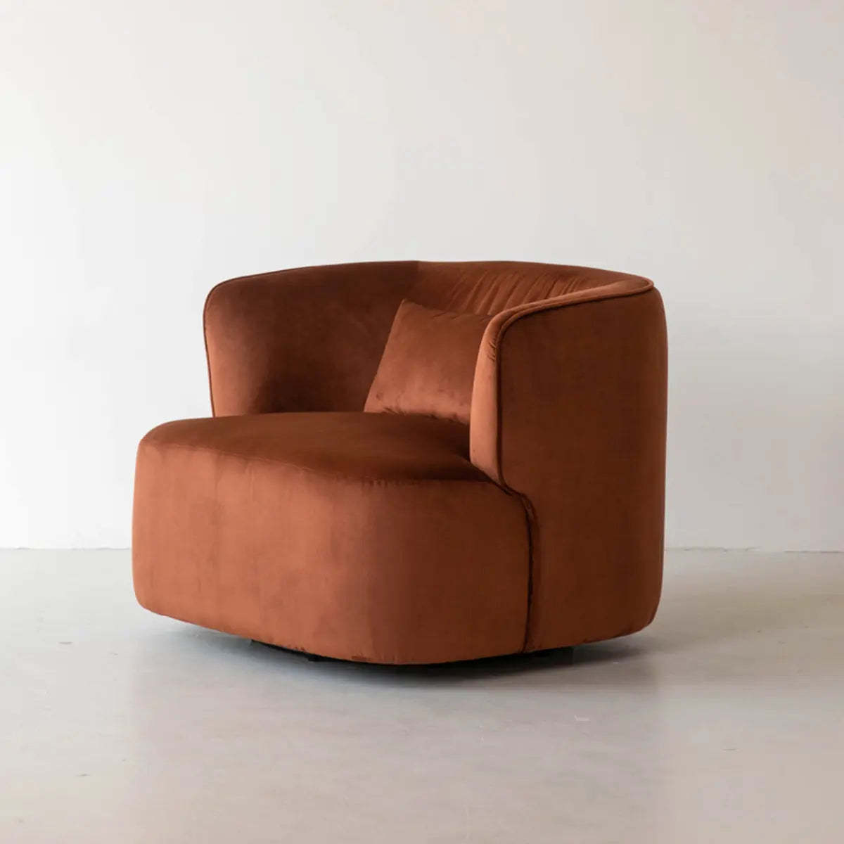 Sherpa Round Arm Chair with Curved Back — Off-White / Linen
