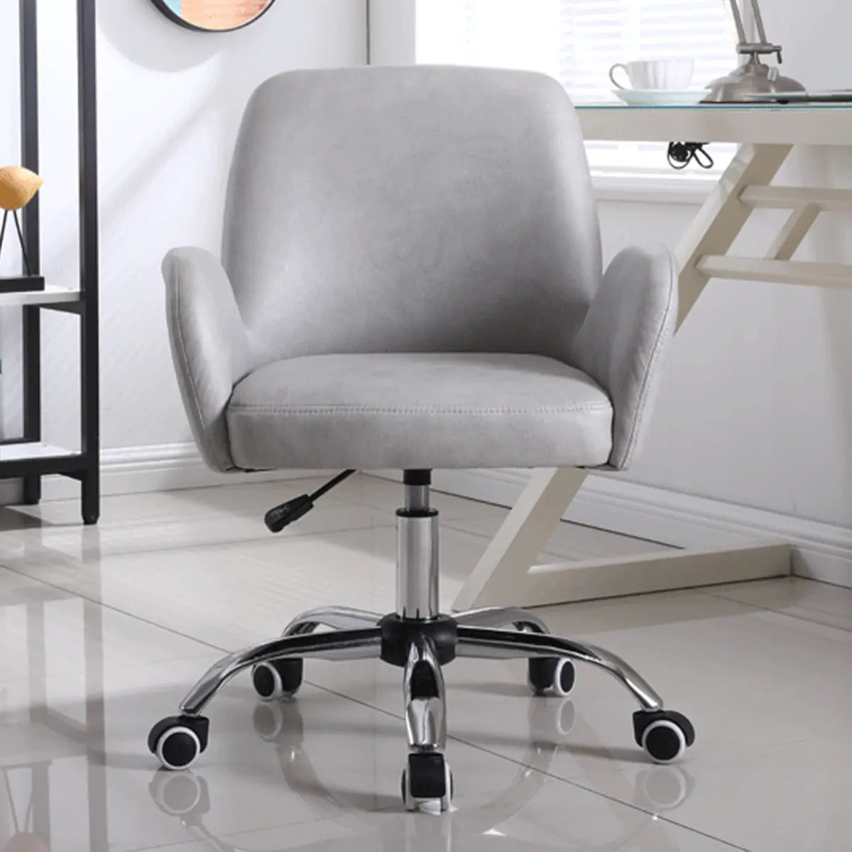 Orange Trendy Adjustable PU Office Chair with Wheels — Orange