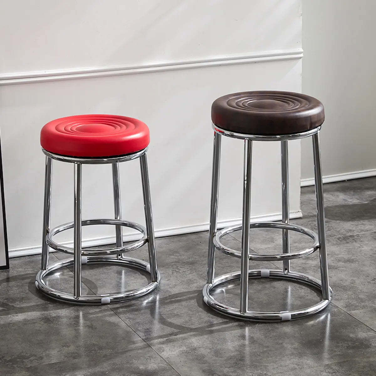 Round Cushioned Metal Backless Black Bar Stool — Black