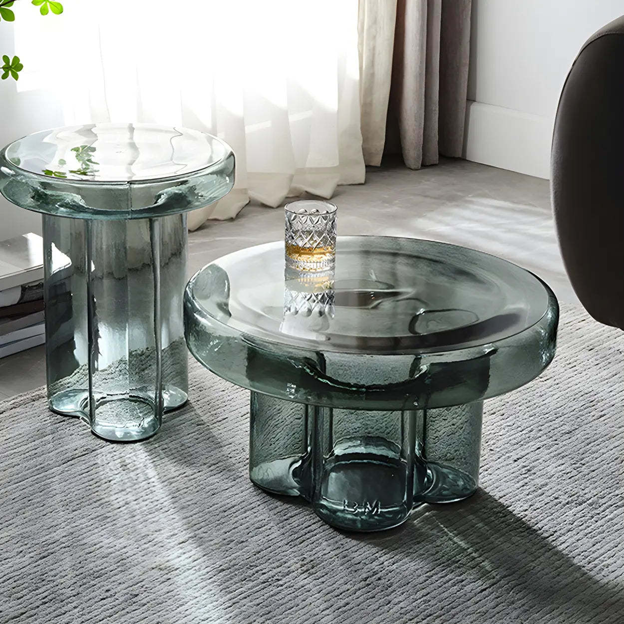 Round Green Glass Decorative Pedestal Side Table — Pewter / 2