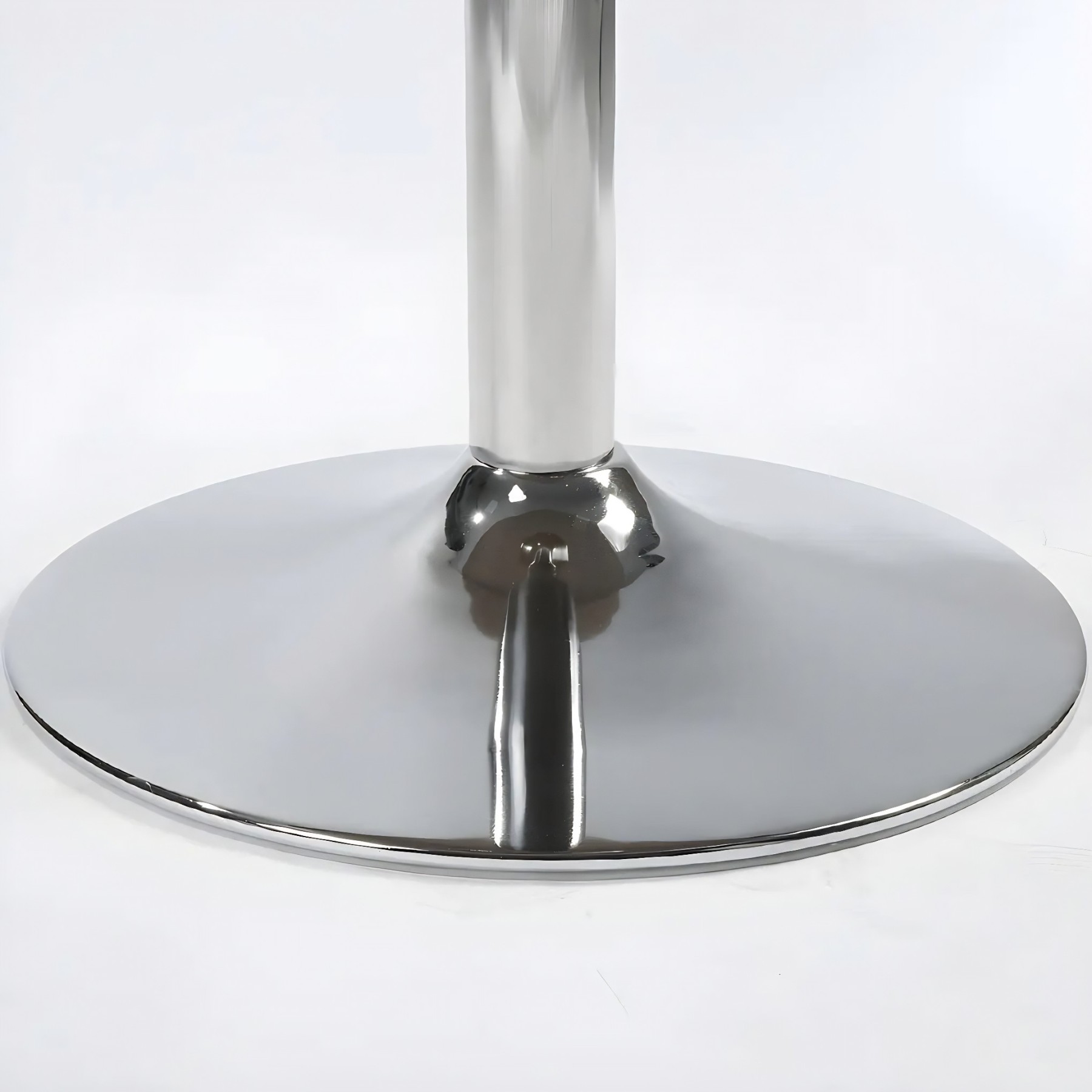 Round Glass Scratch-Resistant Dining Table