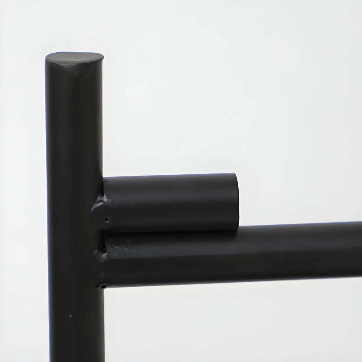 Round Black Iron Tray-Top Side Table with Shelf — Pink/ Gold / 1