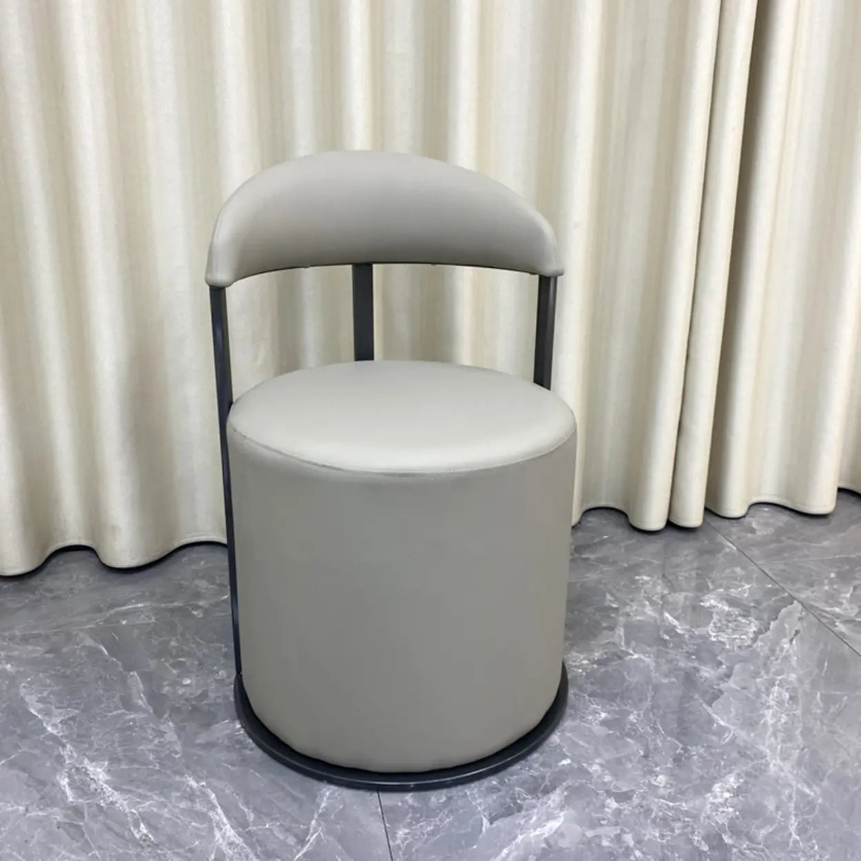 Nude Leather Curved-Back Round Dining Chair — Grey
