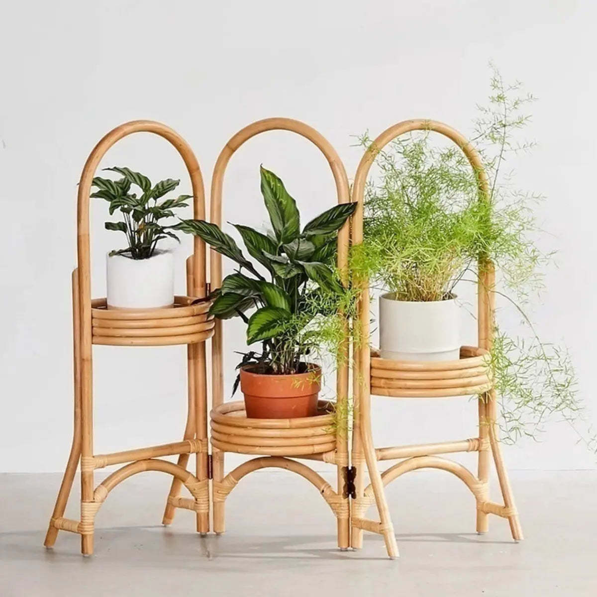 Rustic Arc Natural Wicker Round Plant Stand