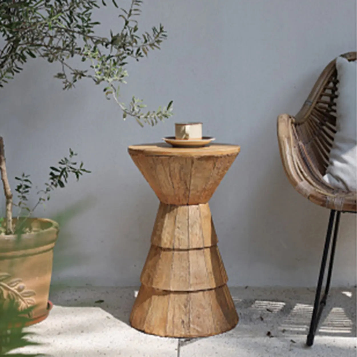 Rustic Brown Round Natural Wood Side Table
