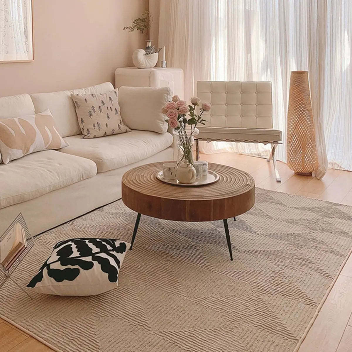 Rustic Distressed Pine Round Coffee Table