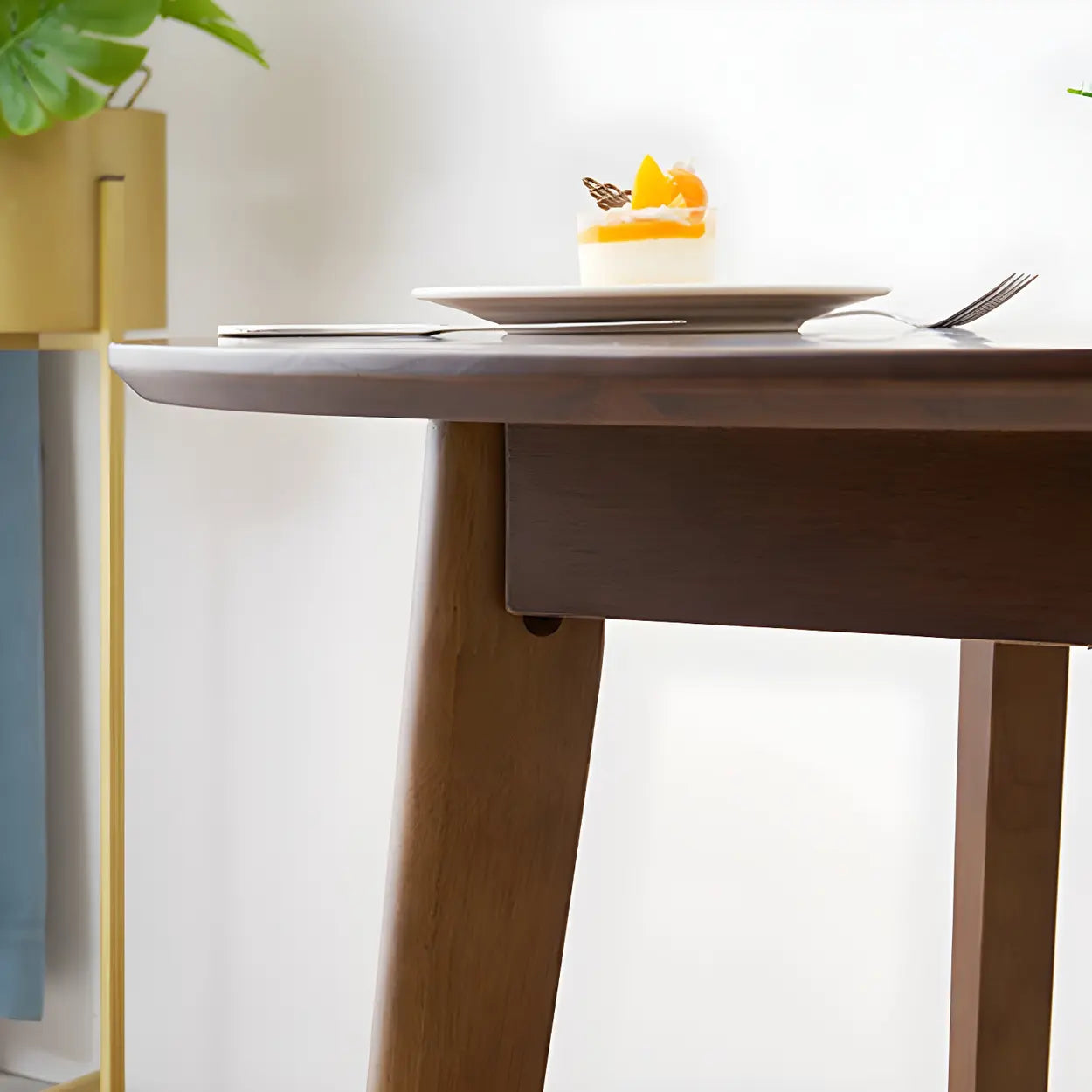 Rustic Round Natural Rubberwood Dining Table — Wood Color / Table Only