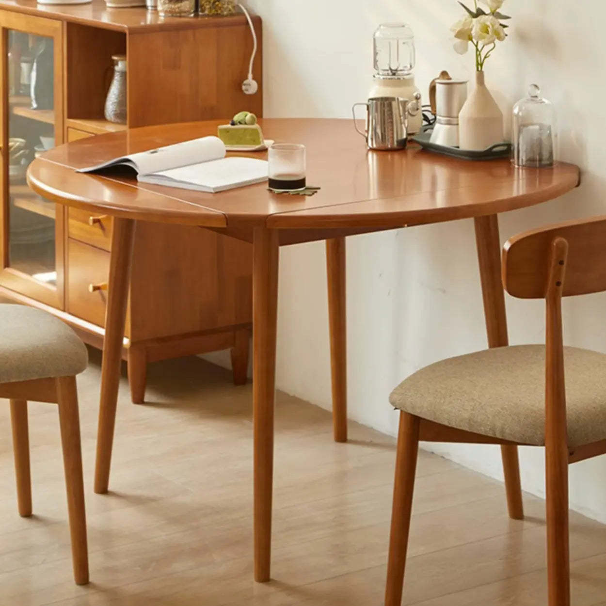 Rustic Round Natural Rubberwood Extendable Dining Table