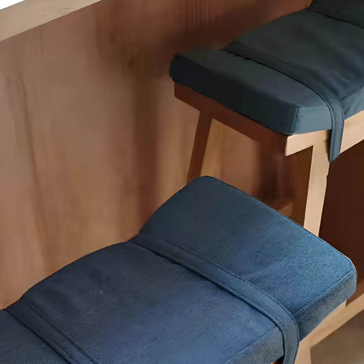 Saddle Wood Backless Short Bar Stool with Footrest