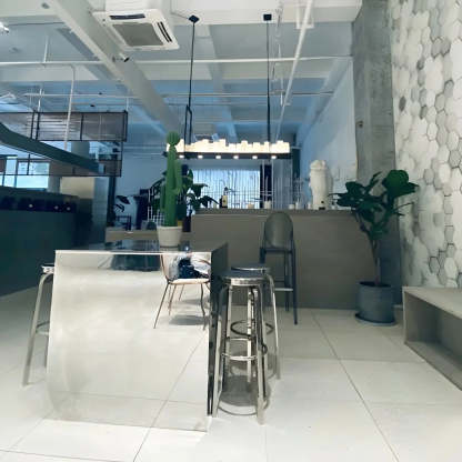 Silver Round Stainless Steel Backless Bar Stool