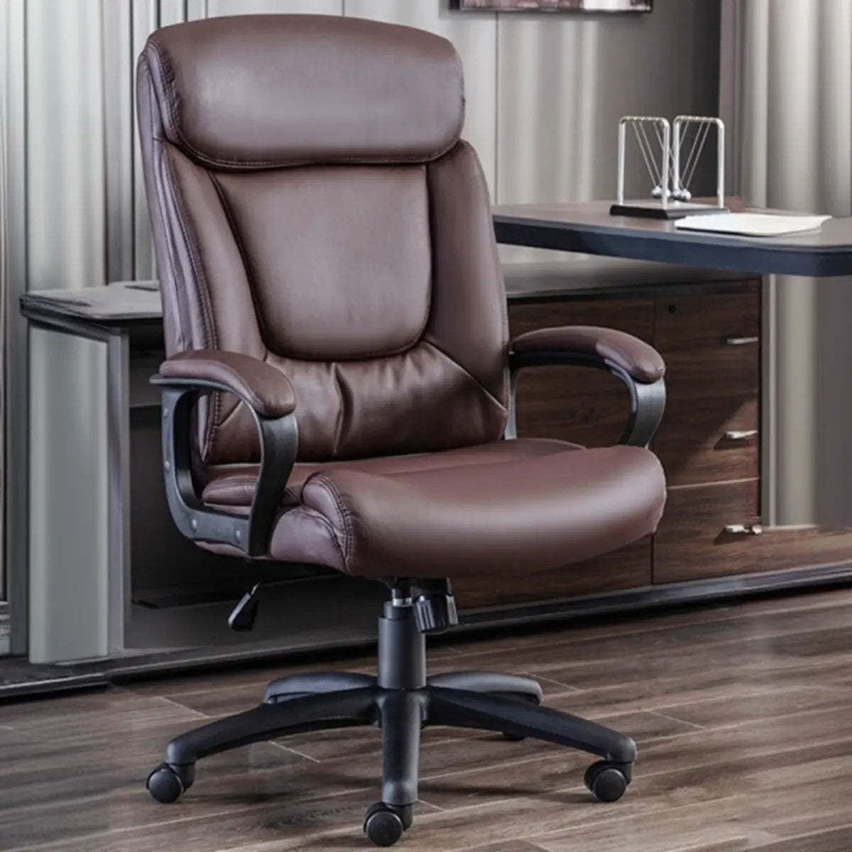 Simple Black Adjustable Ergonomic Leather Office Chair