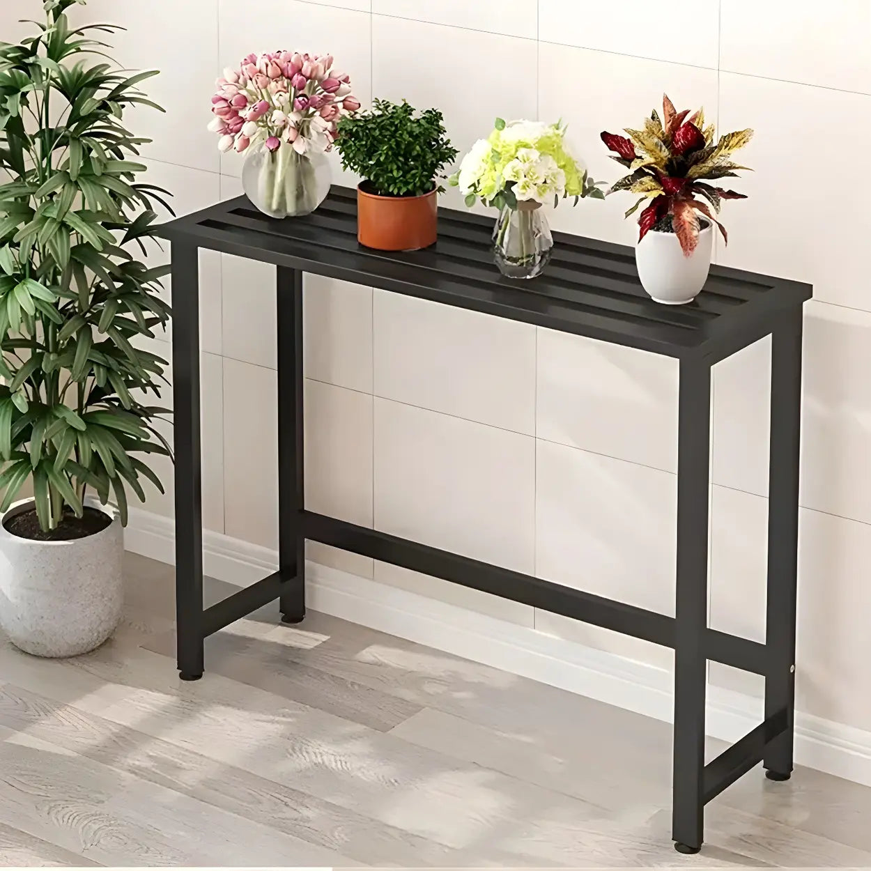 Simple Black Metal Waterproof Plant Stand