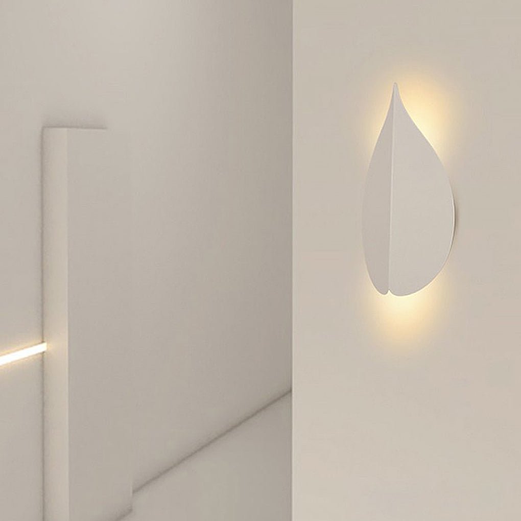 Modern soft leaf synthetic wall sconces — Cool White (6000K) / Matte Black