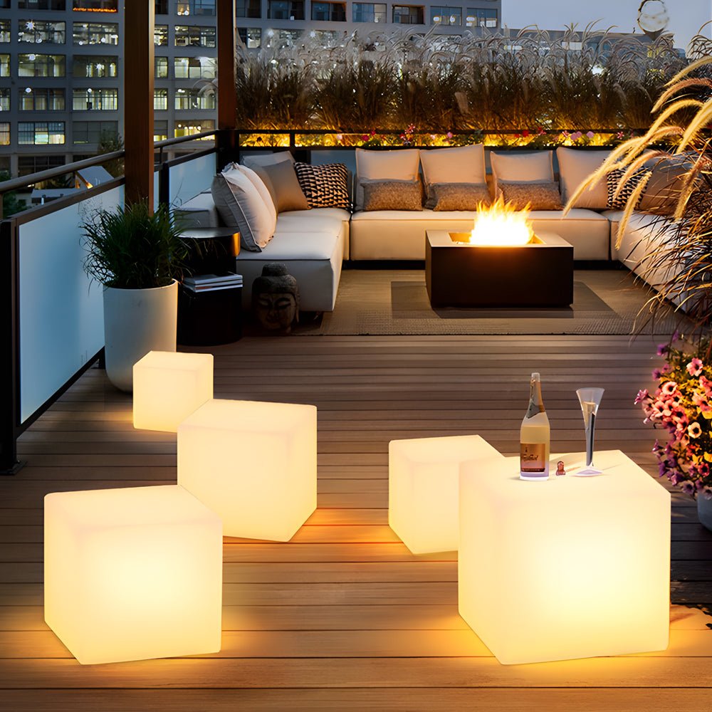 White Cube Solar LED Outdoor Floor Light