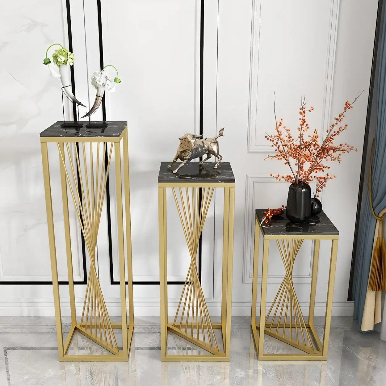 Black Square Gold Metal Display Plant Stand — Black
