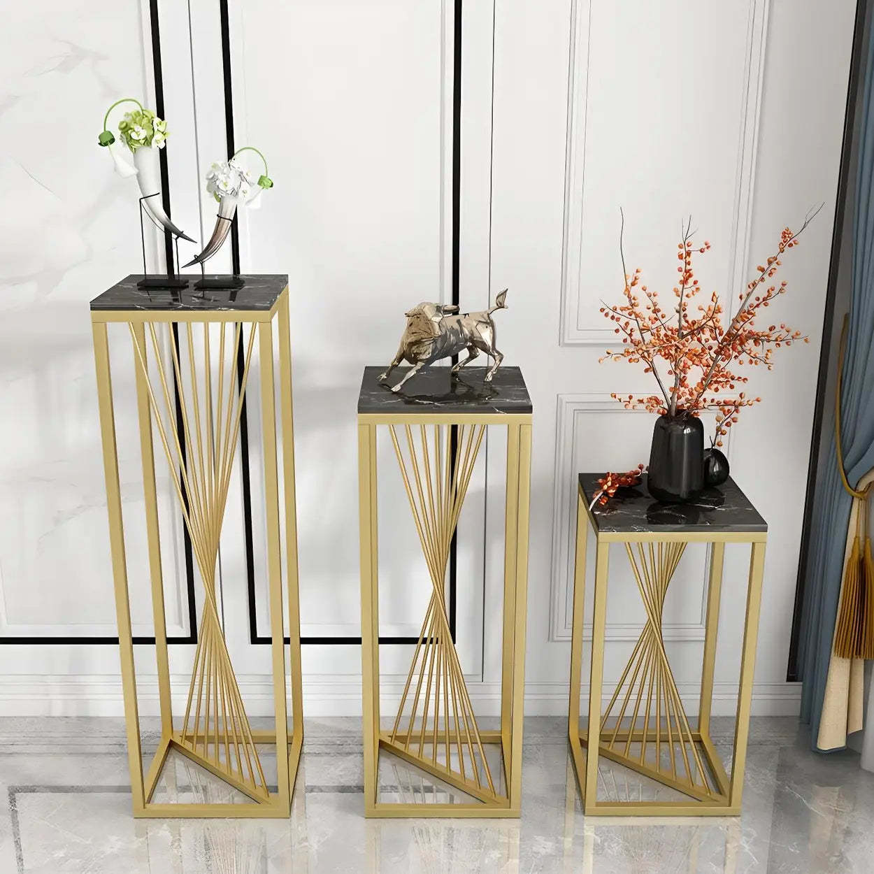 Black Square Gold Metal Display Plant Stand — Black