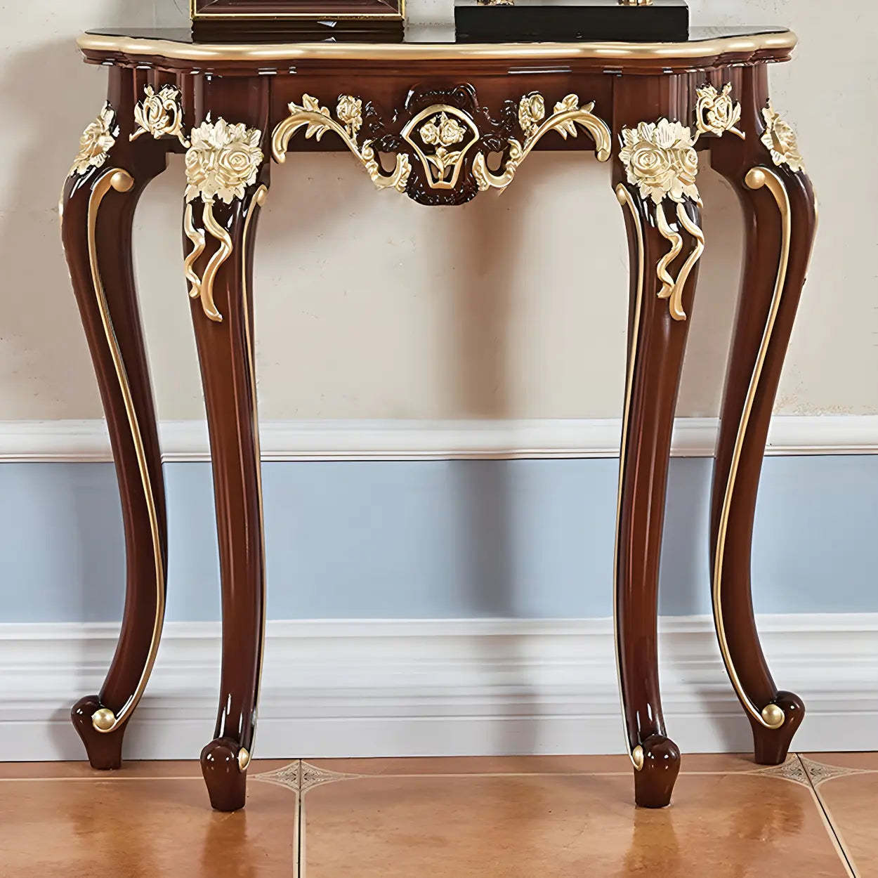 Stain-Resistant Ornate Mahogany Baroque Console Table — Brown