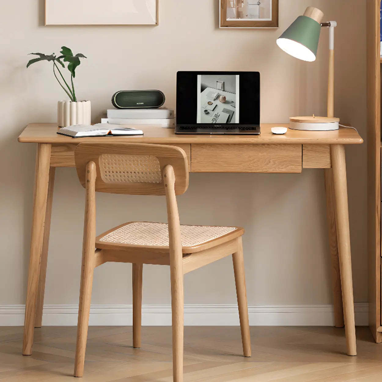 Wood Computer Desk with Drawers